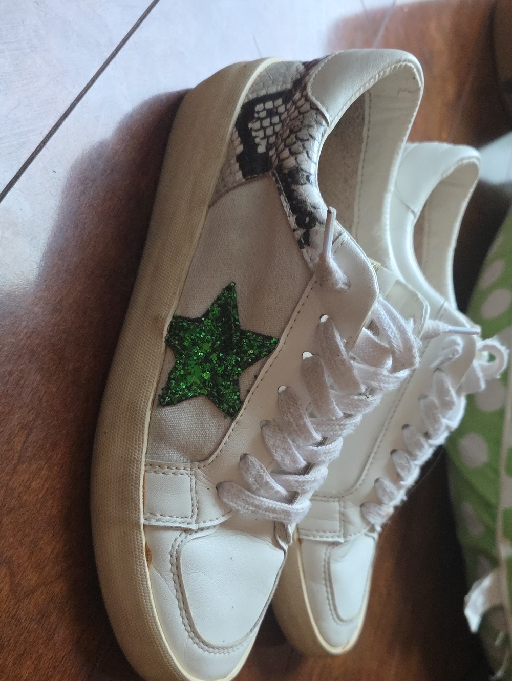 Vintage Havana White Sneakers with Green Glitter Star